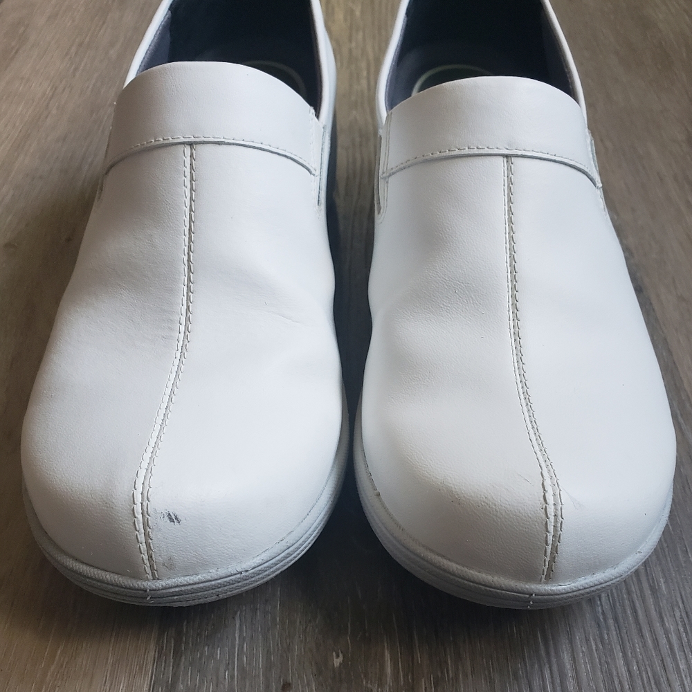 Work Wonders By Dansko Women's Coral Clog - image 4